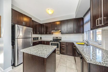 For Lease - 16 Kersey Lane, Halton Hills, Ontario - Photo 5