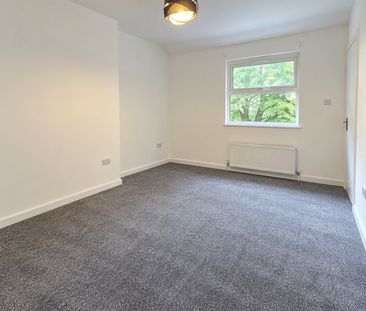 3 Bed Terraced House, Corby St, M12 - Photo 6