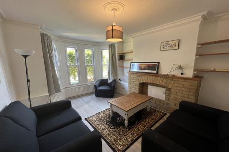 5 bedroom terraced house to rent - Photo 2
