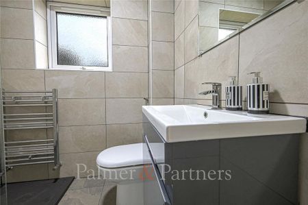 2 bedroom terraced house to rent - Photo 5