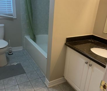 For Lease - 7196 Gagliano Drive Unit# Main Floor, Mississauga, Ontario - Photo 1