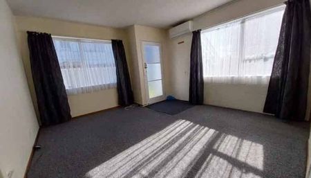 Warm, quiet 2 bedroom flat - Photo 4