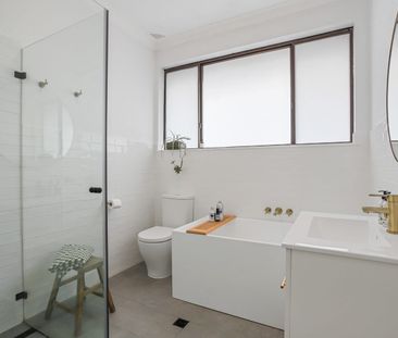 Renovated Double Brick Family Home in Prime Seven Hills Location - Photo 6