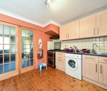 Chilcombe Way, Lower Earley, RG6 - Photo 6