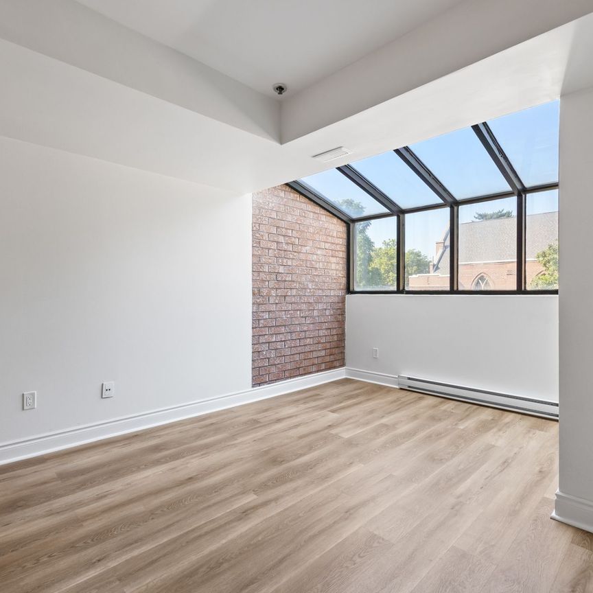 For Lease - 3314 Yonge Street Unit# 6, Toronto, Ontario - Photo 1