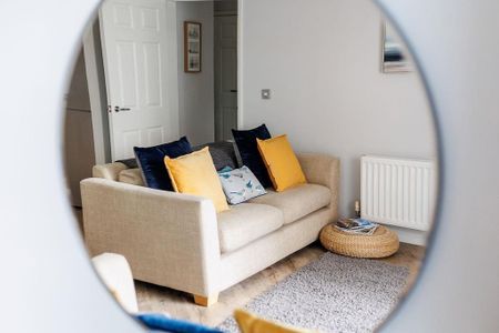 2 bedroom apartment to rent - Photo 4