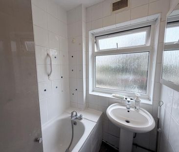 3 bedroom maisonette to rent - Photo 5