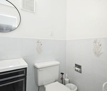 For Lease - 146 Earlscourt Avenue Unit# Lower, Toronto, Ontario - Photo 1