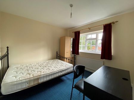 4 bedroom house share to rent - Photo 4