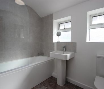 1 bedroom in a house share to rent - Photo 6