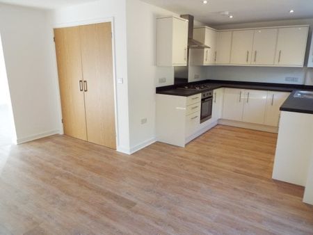 Long Rock, Penzance, TR20 - Photo 3