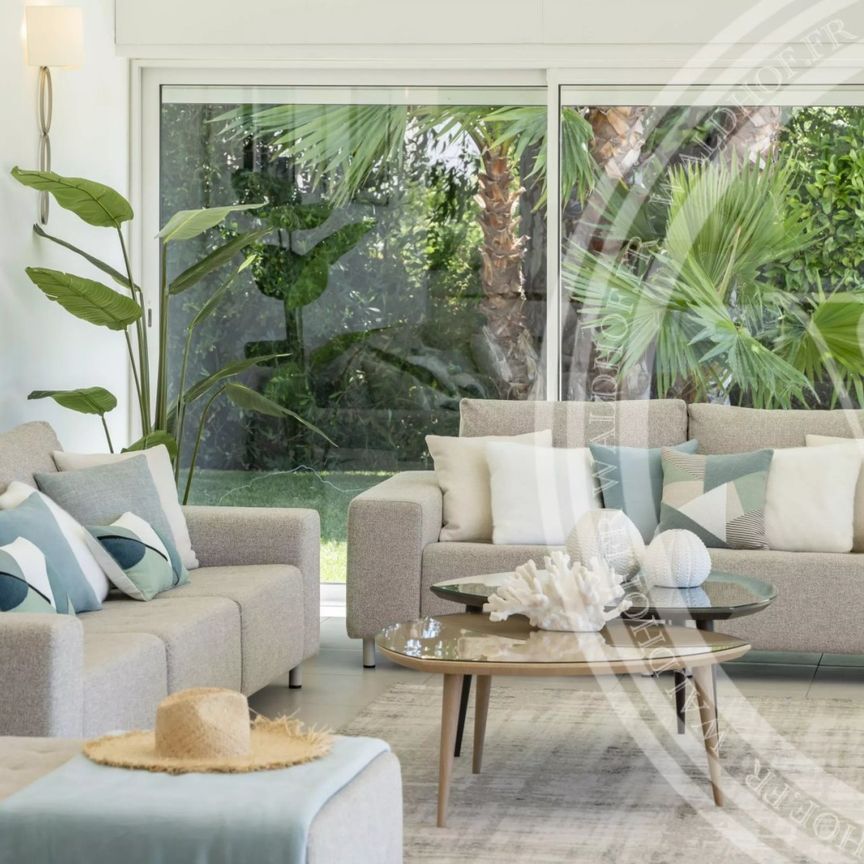 Tout savoir sur cette maison dans le quartier Le Riou, à Cannes - Photo 1