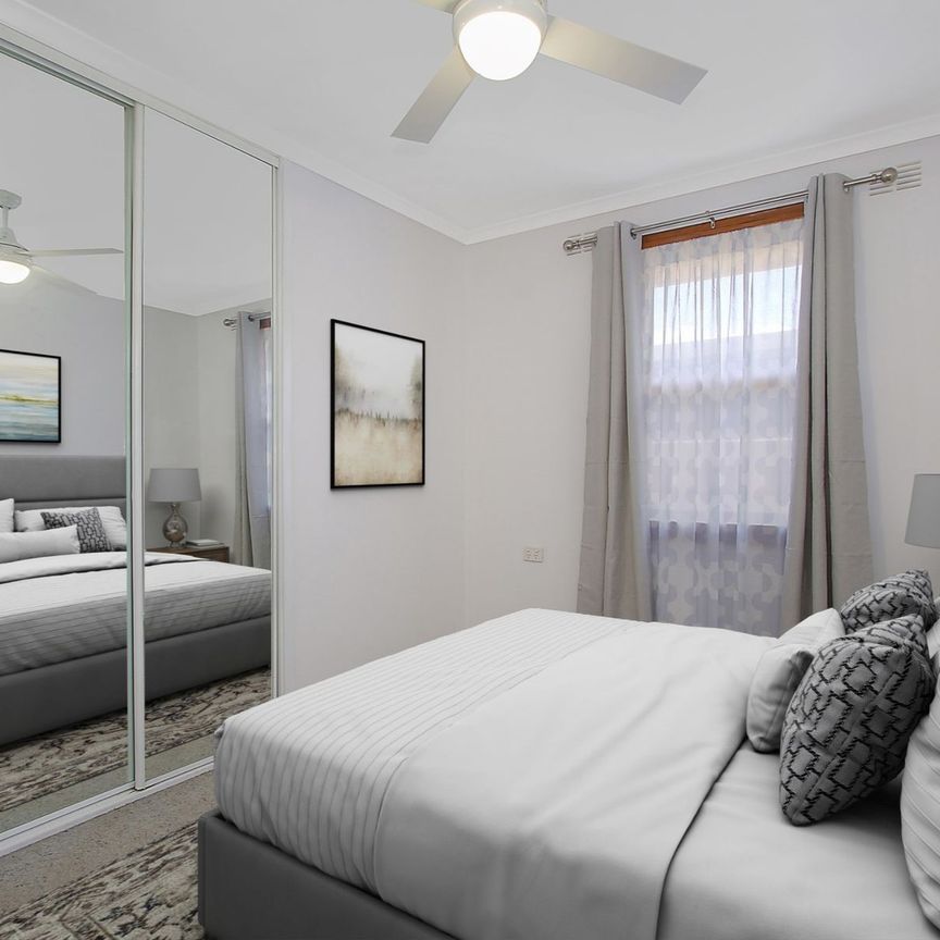 COMFORTABLE HOME - Photo 1