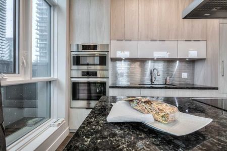 For Lease - 318 Richmond Street Unit# 1005, Toronto, Ontario - Photo 3