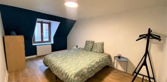 Appartement à louer 2 pièces 62.77m² - Photo 2