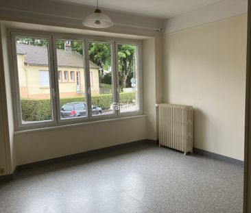 Location Appartement 1 pièce 27m² COUTANCES 50200 - Photo 2