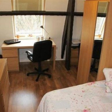 3 Bed - The Gatehouse, St Andrews Street - Photo 1