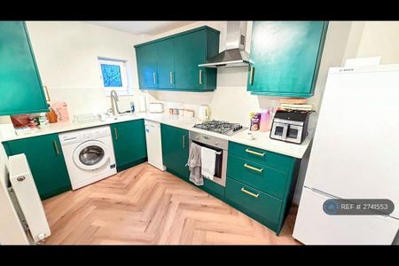 2 bedroom flat to rent - Photo 5