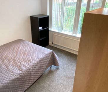 Headingley Mount, Headingley, Leeds, LS6 3EW - Photo 4