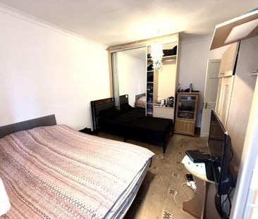 4 bedroom terraced house to rent - Photo 4