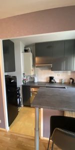 F2 meublé d'une durée d'un an, renouvelable, de 39,81 m² - Secteur Luxembourg - Photo 3