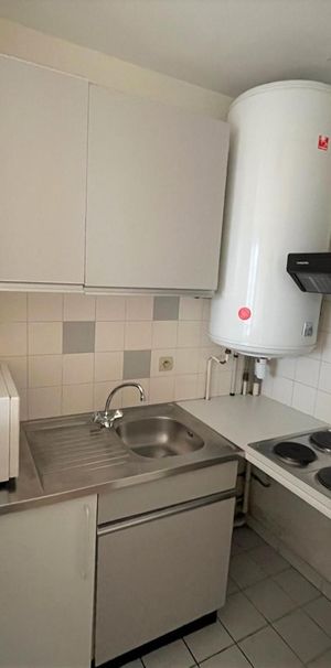 Location Appartement 1 pièce 37m² LILLE 59000 - Photo 1