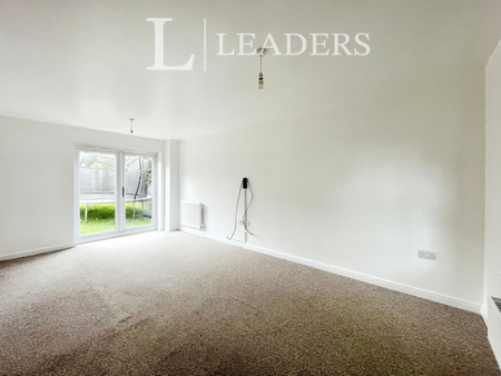 3 bedroom house to rent Greene Way, Salford, M7 - Photo 2