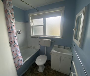 1-Bedroom Unit – Comfortable, Convenient & Low-Maintenance - Photo 2