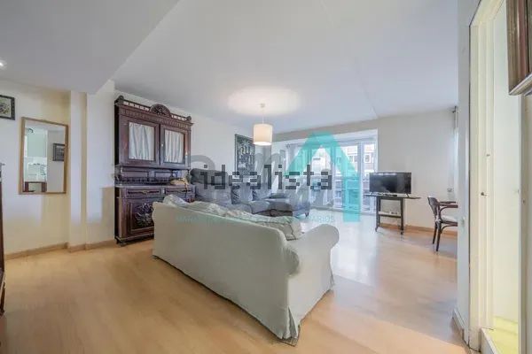 Alquiler de piso en Calle Doctor Aquilino Hurlé - Foto 1