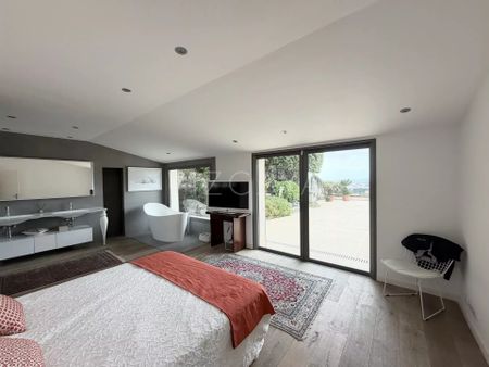 Location Maison 8 pièces 301m² NICE 06000 - Photo 4
