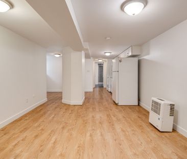 For Lease - 371 Jones Avenue Unit# Lower, Toronto, Ontario - Photo 2