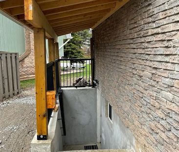 For Lease - 2946 Quetta Mews, Mississauga, Ontario - Photo 2