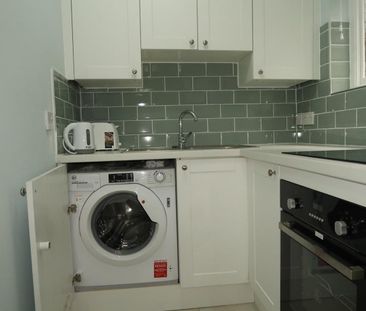 Studio Flat, Coopers Close, E1 - Photo 6