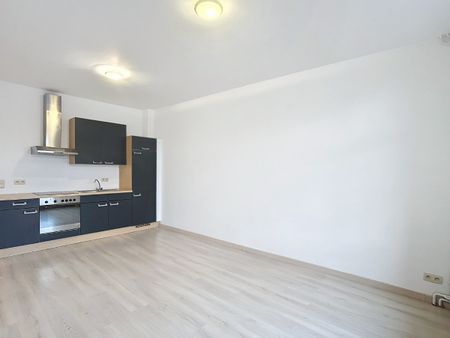 Appartement 1 chambre en plein cœur de Neufchâteau - Photo 3