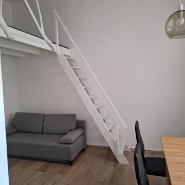Huszár utca - Fotó 1