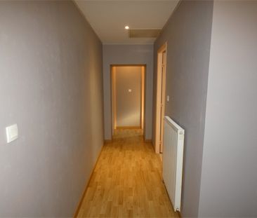 Location Appartement 5 pièces 103m² - Photo 5