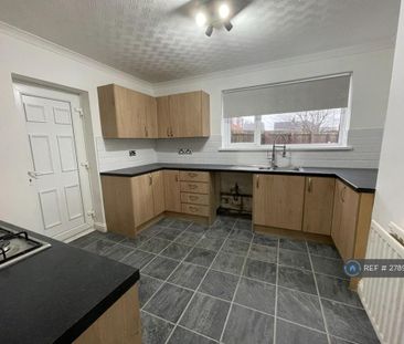 3 bedroom terraced house to rent - Photo 1