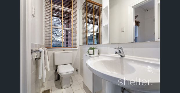 Stroll to the village. - Photo 1