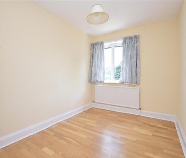 5 bedroom detached house to rent - Photo 6