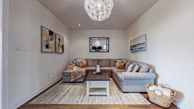 For Lease - 312 Rita's Avenue, Newmarket, Ontario - Photo 1