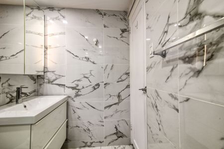 3555 Cote-des-Neiges Road - Photo 3