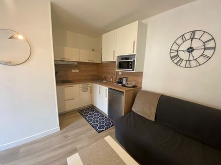 Location Appartement 1 pièce 26m² BAYEUX 14400 - Photo 4