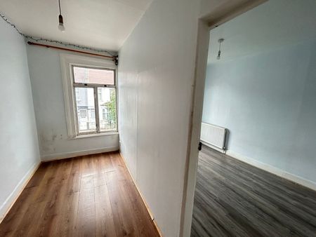4 Bed Terraced House, Raynham Avenue, N18 - Photo 4