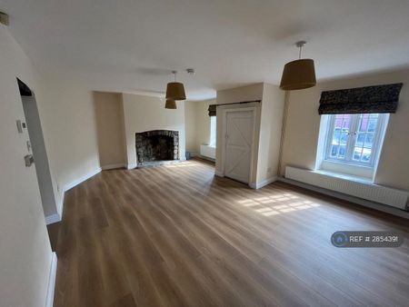 3 bedroom terraced house to rent - Photo 5