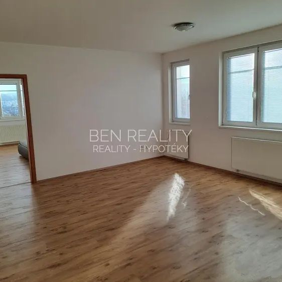 Pronájem prostorný byt 2kk 72 m - Photo 1