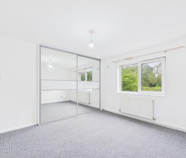 Flat D, 3 Laurel Way, Dunmurry, Belfast, BT17 9PR - Photo 2