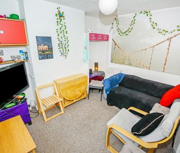 5 bedroom terraced house to rent - Photo 1