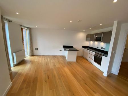 Studio to rent - Photo 3