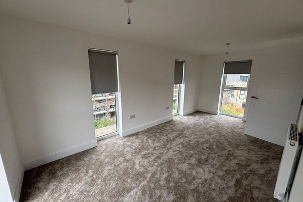 Maple Wood Close - Photo 1