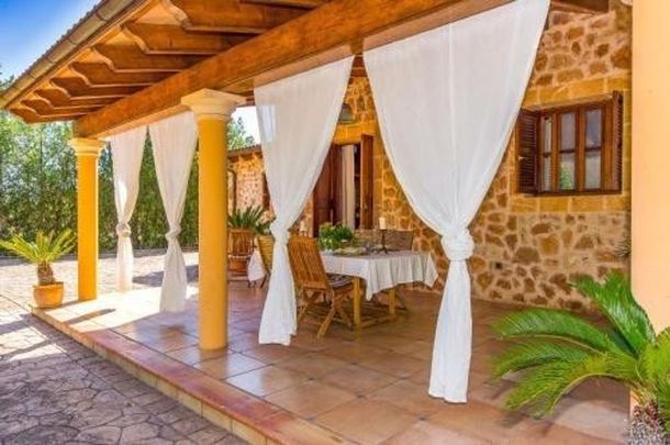 Luxury Farmhouse for rent in Muro, Balearic Islands - Photo 1